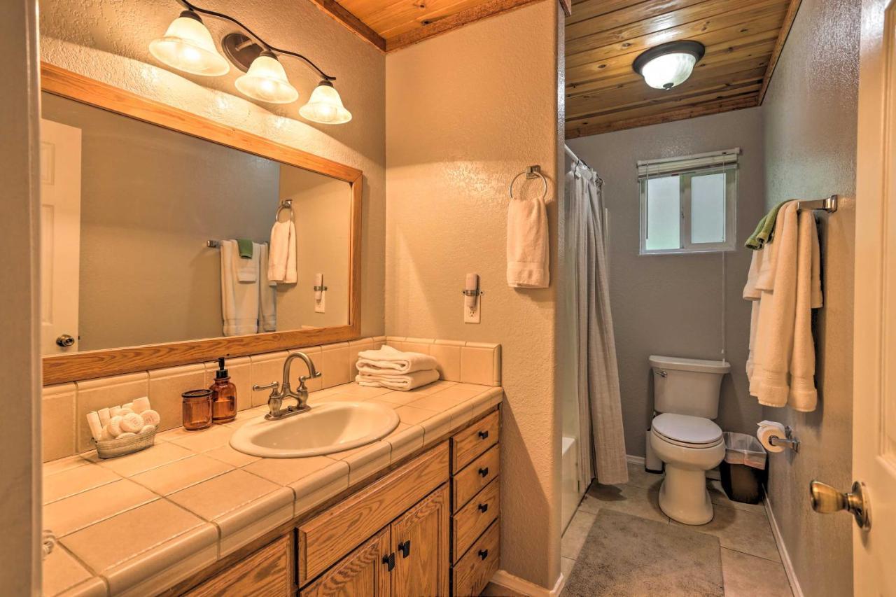 Remodeled Crestline Retreat Walk To Lake Gregory! Exterior foto