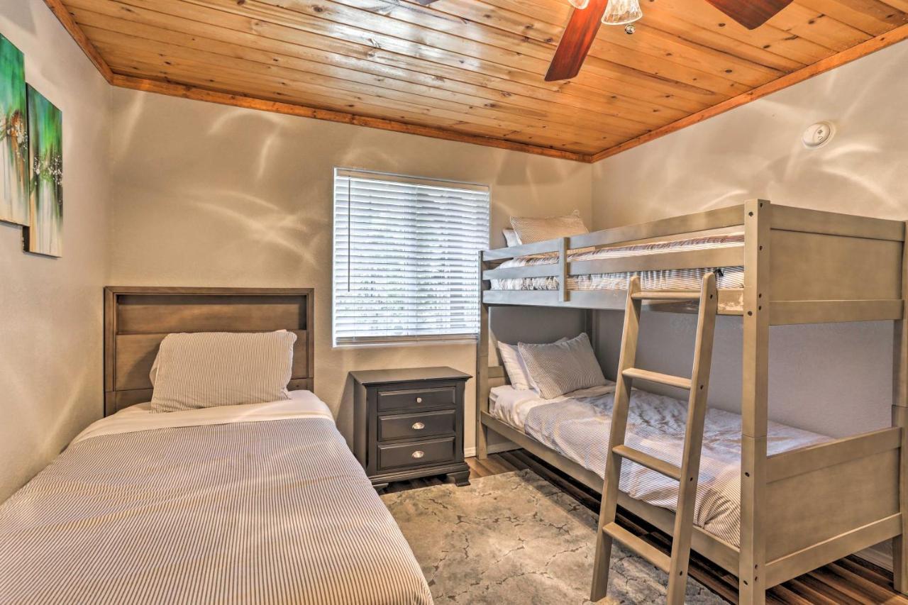 Remodeled Crestline Retreat Walk To Lake Gregory! Exterior foto